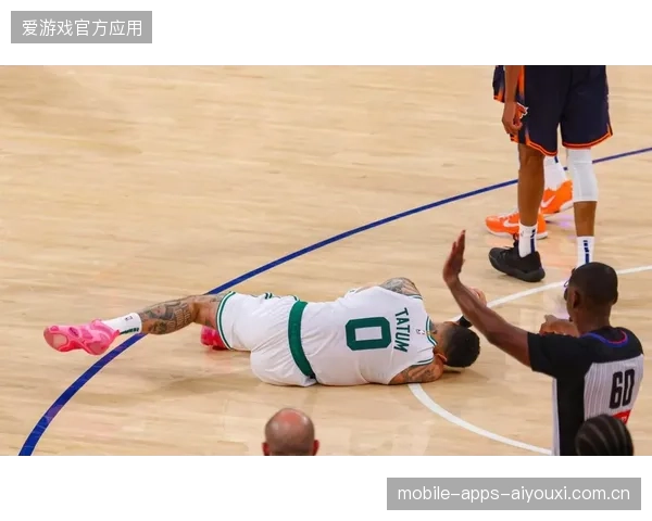 NBA新星哈珀：三后卫？突破利器开发出三分威胁！哈珀或将改写马刺首发轮换格局